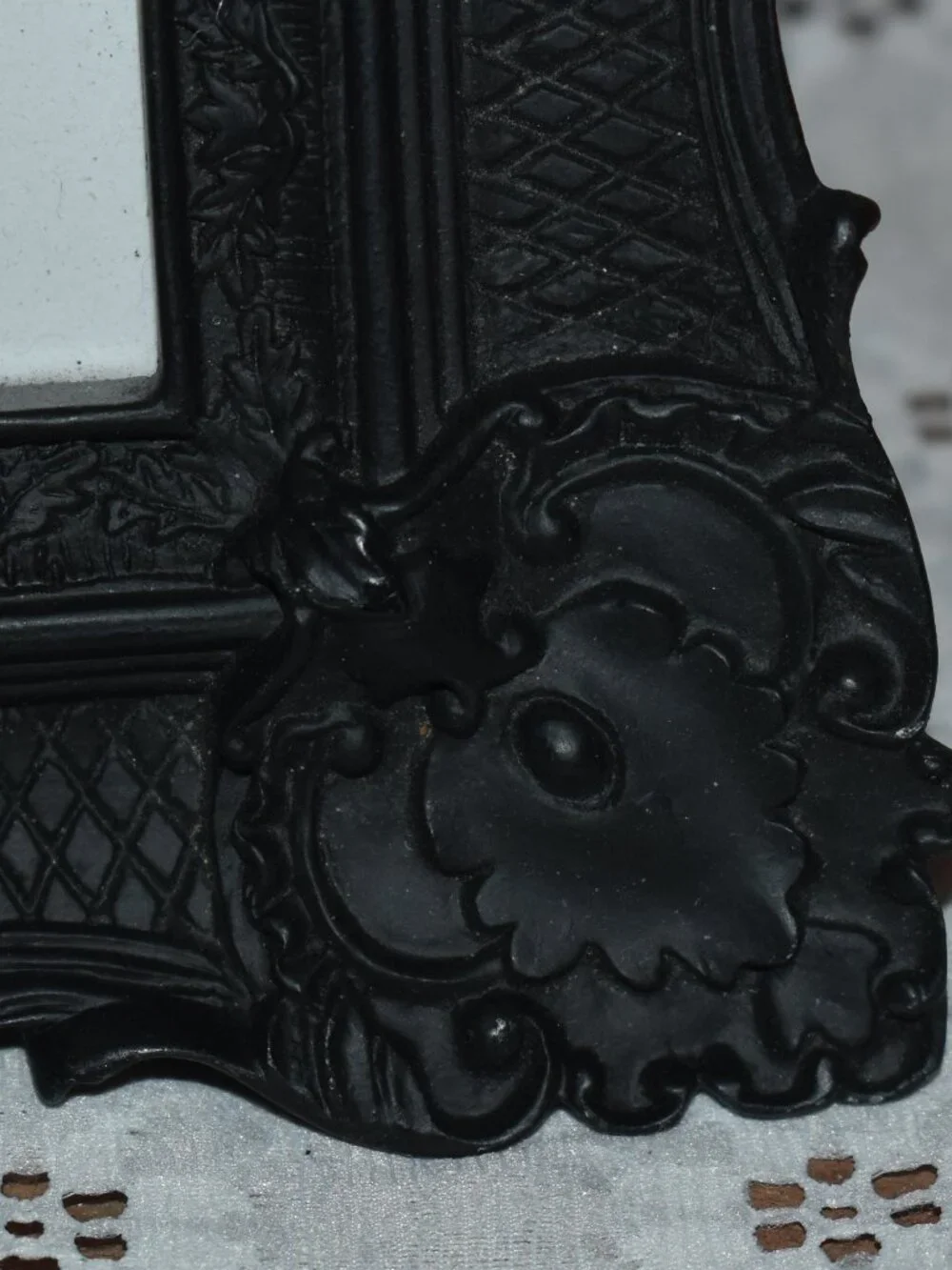 Black Ornate Gothic Glam Resin Picture Frame Halloween Decor